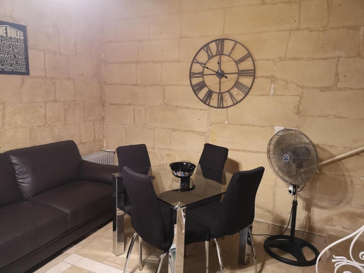 Two Gate Town House Dom wakacyjny Senglea