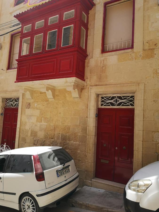 Two Gate Town House Dom wakacyjny