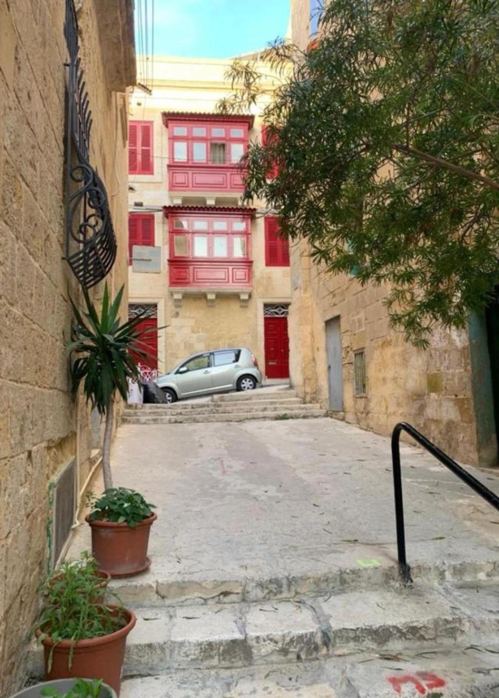Two Gate Town House Dom wakacyjny *